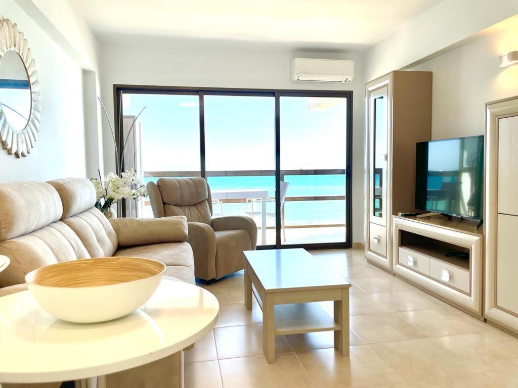 Calpemar 8 Sea View First Line Arenal Beach Zewnętrze zdjęcie